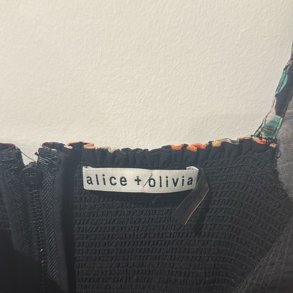 • Alice and Olivia • Women’s  Cooper Floral Mini Dress
Black / Orange / Green 8 - Picture 6 of 6